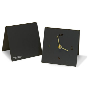 The SimpleDesk Clock in Black