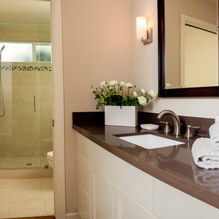 Bäder mit Schrankfronten im Shaker-Stil Ideen, Design & Bilder