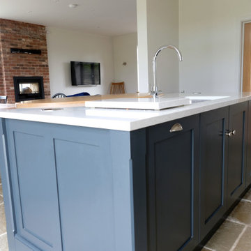Contemporary Painted Shaker, Llanymynech
