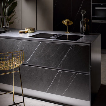 Black Ceramic Kitchen
