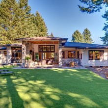 beach/lake house