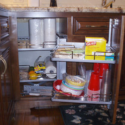 Cabinet accessories - premier pullout - Kitchen Drawer Organizers