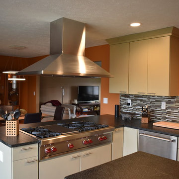 Kitchen Dinette Flip