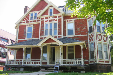 Inspiration for a victorian home design remodel in New York
