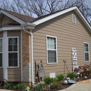 Autumn Tan Siding Remodel in Kirkwood, Missouri (63122)