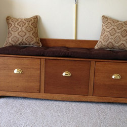Storage bench, white oak - Products