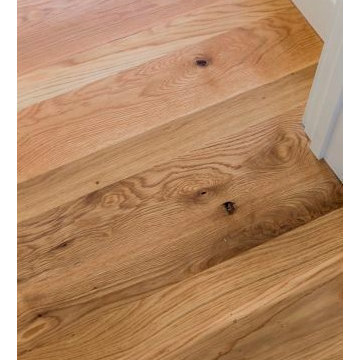 Character grade Oak Hardwood Flooring