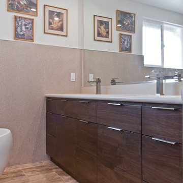 Encino Luxury Master Bath Transformation – Bathtub & Vanity Design