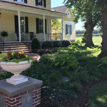 Traditional Style Full Landscape Design