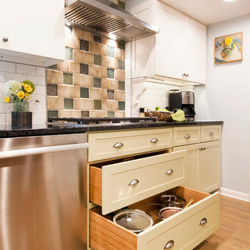 Bexley, OH; 1937 Artistic Throw-Back Kitchen Remodel
