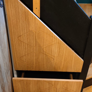 Rangement sous escalier