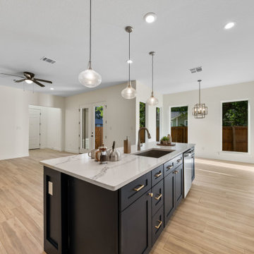 1310 S Mesquite