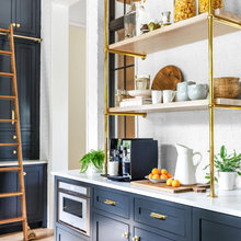 Small butler’s pantry
