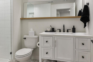Bathroom - traditional bathroom idea in Denver