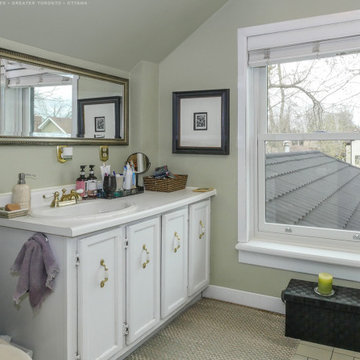 New Window in Lovely Bathroom - Renewal by Andersen Greater Toronto & Ottawa
