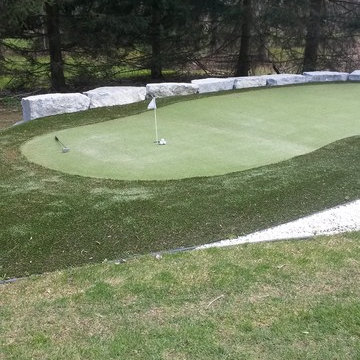 Monster 2 Tier Putting Surface