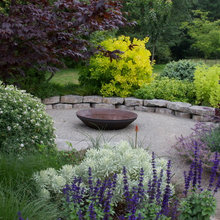 OUTDOOR FIRE PIT