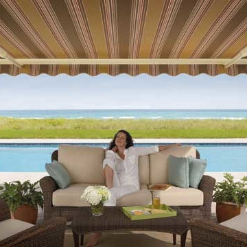 Retractable Awnings
