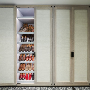 His and Hers Modern Clos-ette