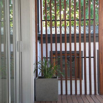 inner west entertainer