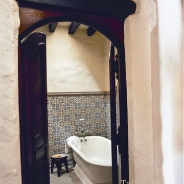 Arched Double Door With Header
