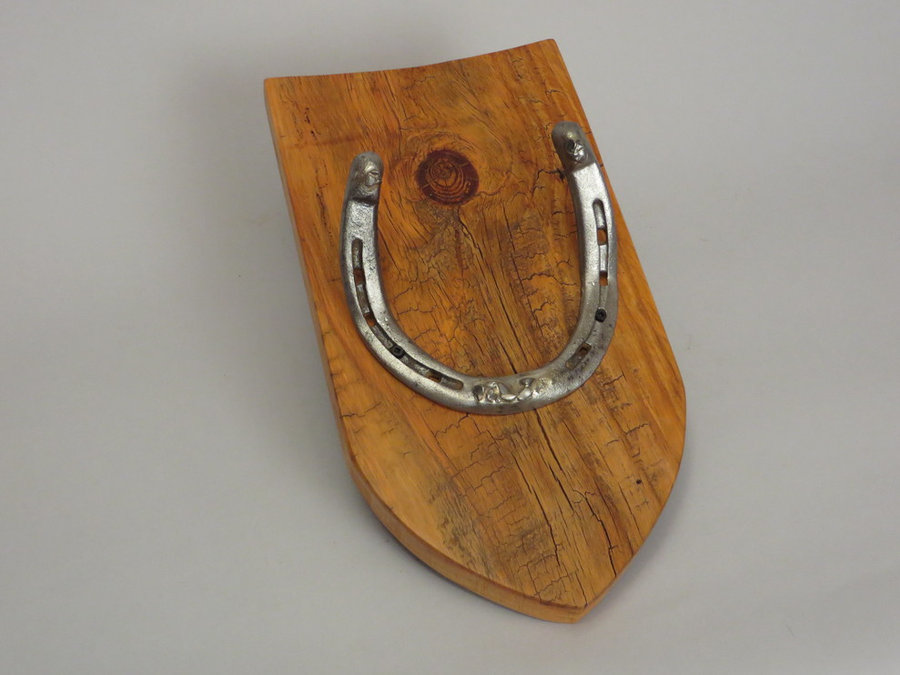 #R15041 Coat Rack Reclaimed Hemlock, horseshoes.
