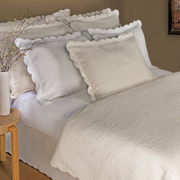 Majestic Coverlet & Shams