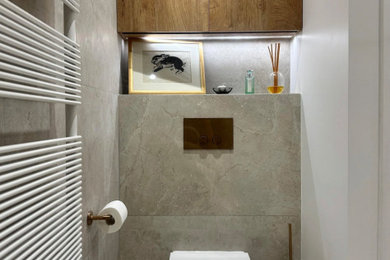 Cette photo montre un WC et toilettes.