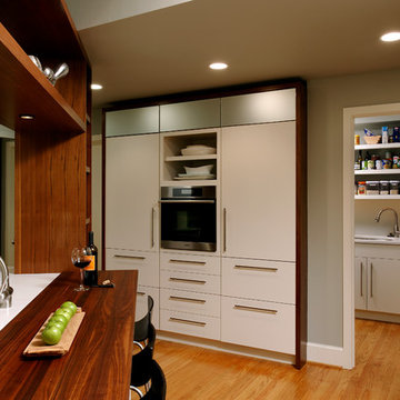 Chevy Chase, Maryland - Contemporary - Kitchen