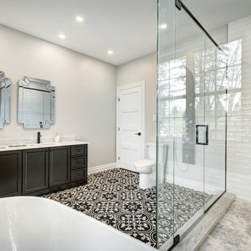 Master On-Suite Gallery