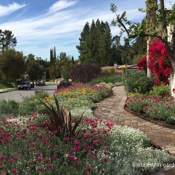 LAKE ENCINO GARDEN