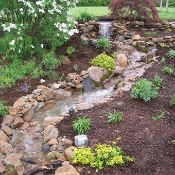 New Pond w/2 Streams - Wallingford