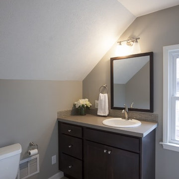 East Grand Rapids Cape Cod Remodel & Staging