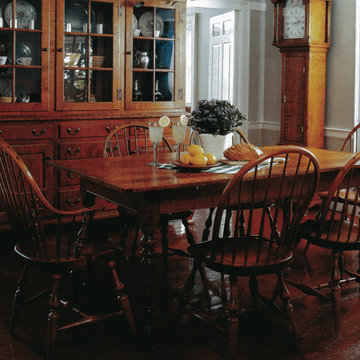 Farmer's Table in Tiger Maple
