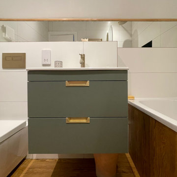 Muswell Hill Attic Apartment Bathroom