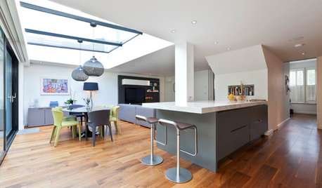 How to Work Around a Structural Pillar in Your Kitchen Extension