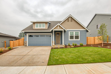 Inspiration for a craftsman exterior home remodel in Portland