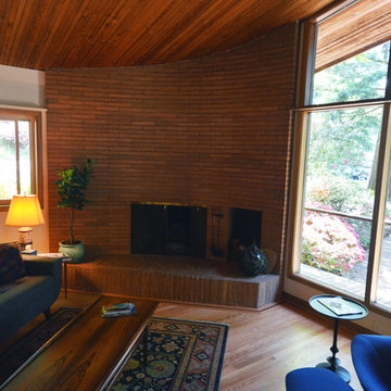A Home Tour Celebrating a Native Son