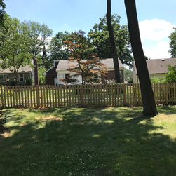 Space picket wood fence - Products