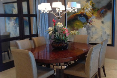 Transitional dining room photo in St Louis