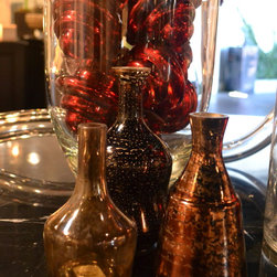 Cabana Home vignette: Holiday - Holiday Decorations