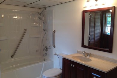 Inspiration for a modern bathroom remodel in Birmingham