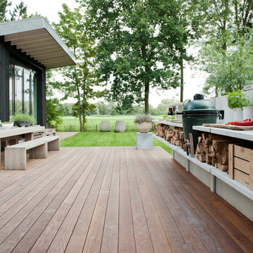 Extended 20' Outdoor Kitchen