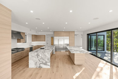 Inspiration for a kitchen remodel in Los Angeles