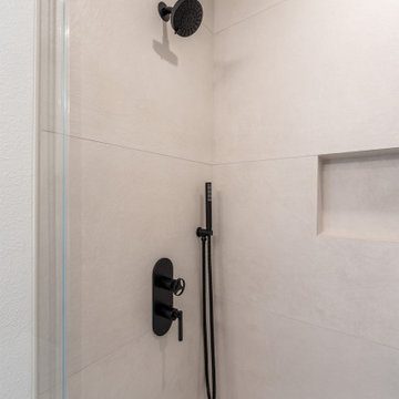 Mountain View Minimalist - 2.5 Baths Renovation