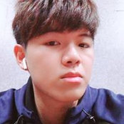 施明關's photo