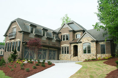 Elegant exterior home photo in Atlanta