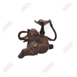 SITTING TUSKER OIL LAMP-DHOKRA - Decorative Objects And Figurines