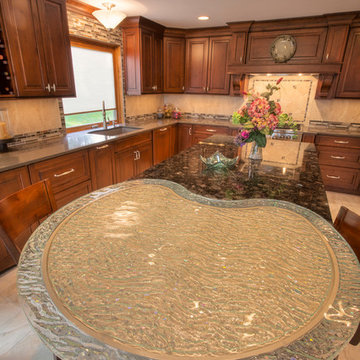 A "Glassy" Kitchen