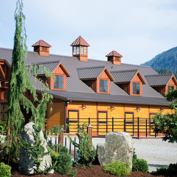 Equestrian 72 Horse Barn